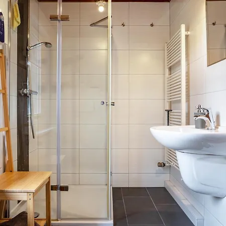 Kropp Apartment